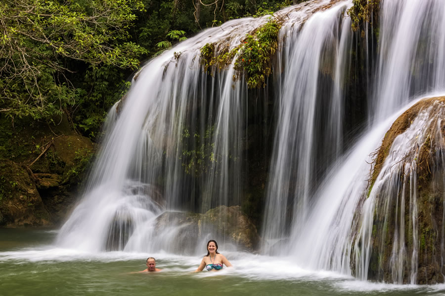 Passeio de Cachoeiras na Estância Mimosa