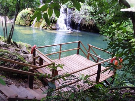 Estância Mimosa Ecoturismo recebe melhorias na Cachoeira do Sinhozinho