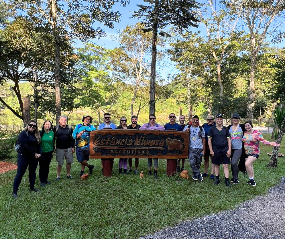 Grupo pronto para começar a visita técnica do Inspira Ecoturismo na Estância Mimosa